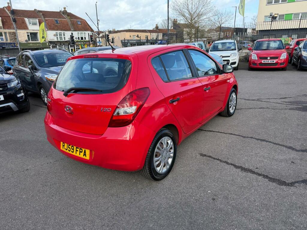 Hyundai I20 Hatchback 1.2 Classic Euro 4 200959 Red #3