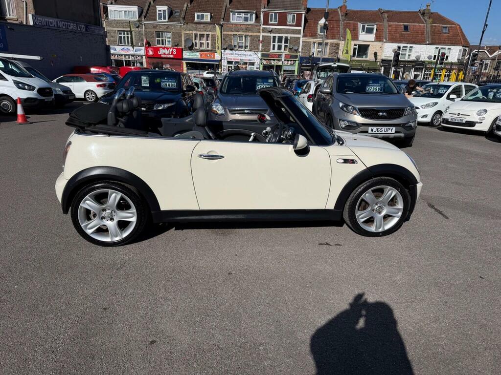 Mini Convertible Convertible 1.6 Cooper S Euro 4 200606 White #2