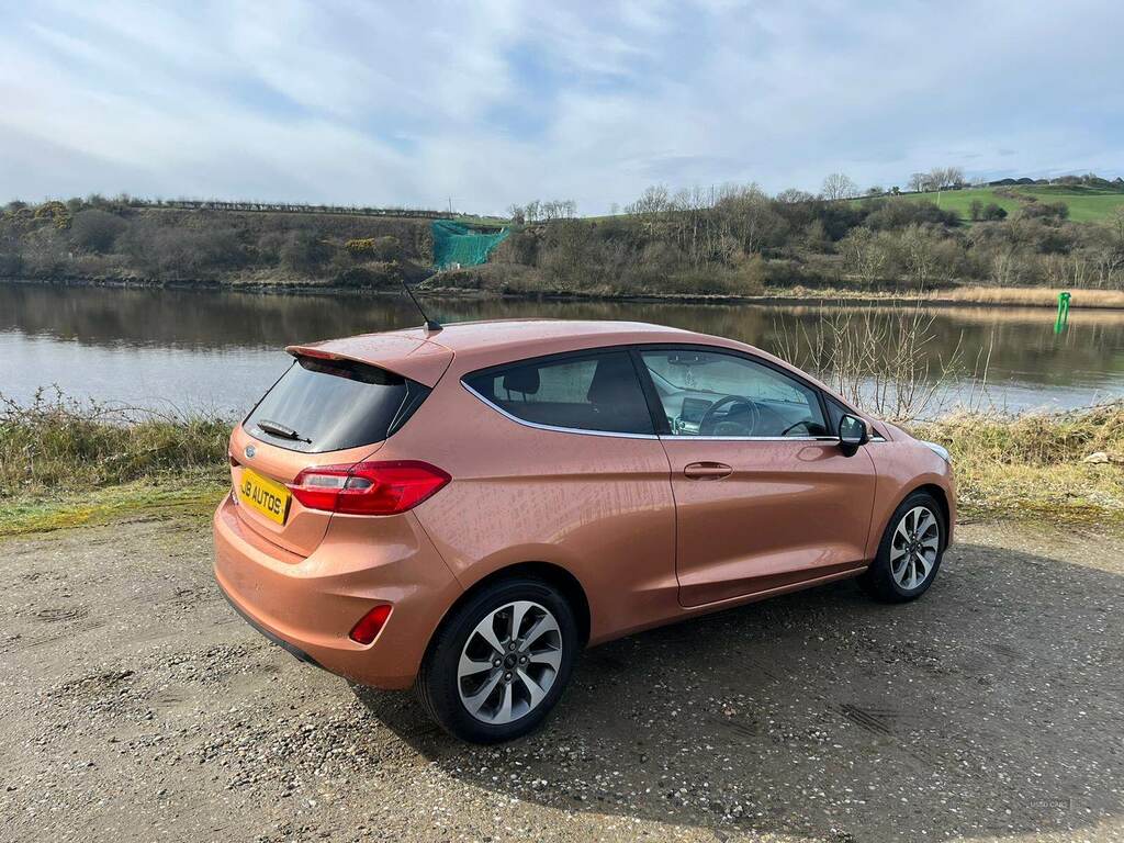 Ford Fiesta 1.1 Zetec Bo Play AU18UCP Brown #3