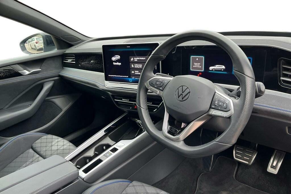 Volkswagen Passat 1.5 Tsi Ehybrid 19.7Kwh R-line Estate P Silver #6