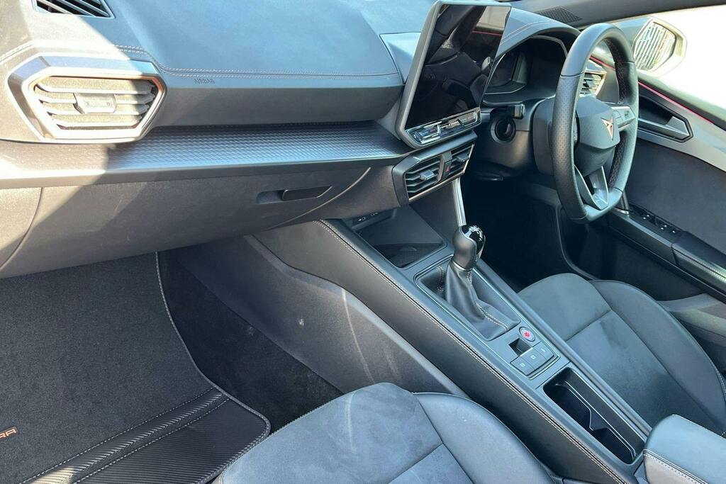 Cupra Leon 1.5 Tsi V2 Hatchback KY25HPV Grey #2