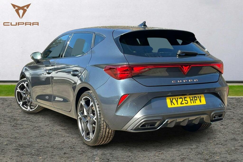 Cupra Leon 1.5 Tsi V2 Hatchback KY25HPV Grey #3