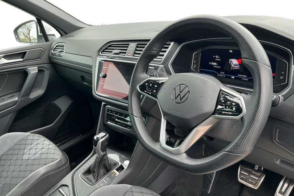 Volkswagen Tiguan 1.5 Tsi R-line Suv Dsg MK23VDN White #6