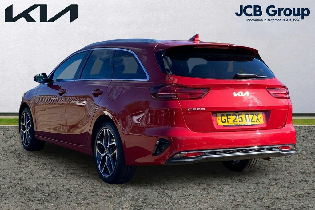 Kia Ceed 1.5 T Gdi 3 Sportswagon GF25OZX Red #3