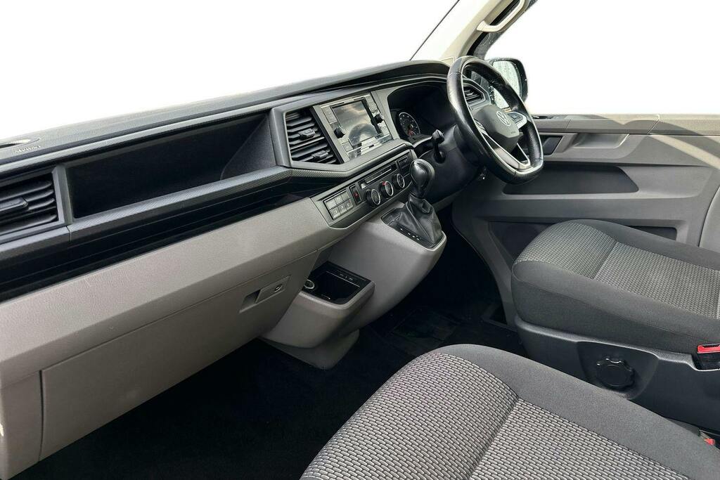 Volkswagen Transporter 2.0 Tdi T32 Highline Kombi Double Cab D GU22CUJ Grey #2