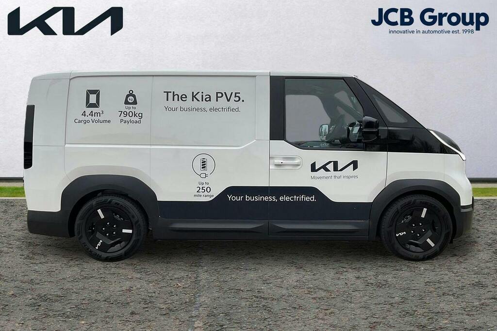 Kia PV5 Long Range 71.2Kwh Plus Cargo Panel Van Electr White #4