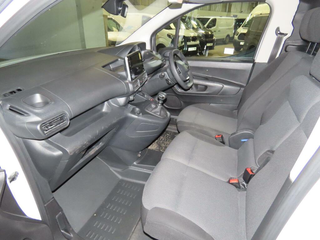 Peugeot Partner 1.5 Bluehdi 1000 Professional Premium Standard P  #6