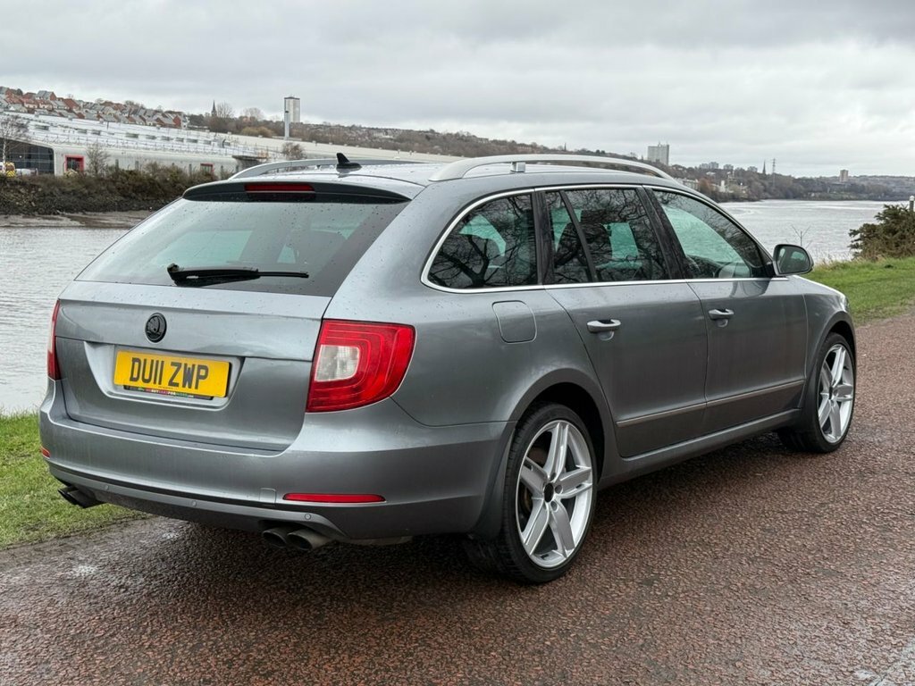 Skoda Superb 3.6L Elegance Grey #4