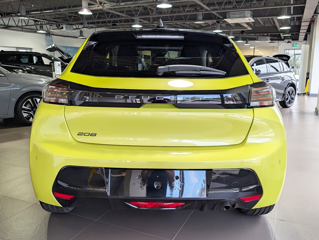 Peugeot 208 1.2 110Hp Allure Hybrid  Yellow #3