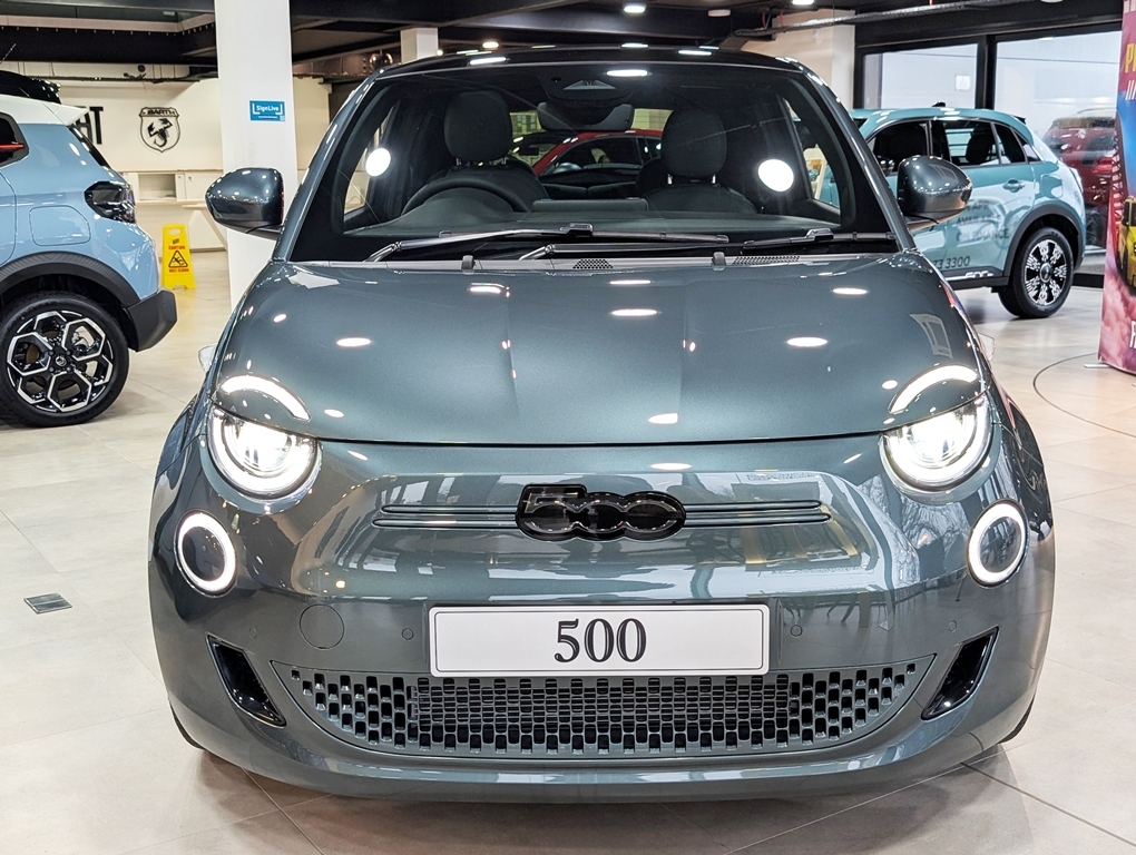 Fiat 500E 42Kwh 116Hp Giorgio Armani Ev Green #2