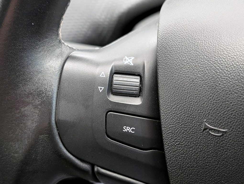Peugeot 208 1.2 82Hp Tech Edition DG69MLO Grey #5
