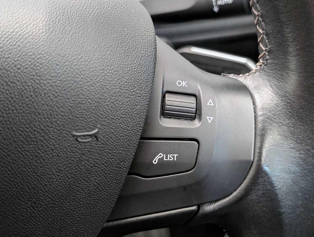 Peugeot 208 1.2 82Hp Tech Edition DG69MLO Grey #6