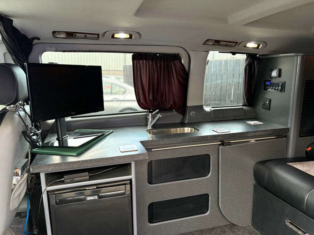 Mercedes-Benz Vito 111 Cdi Compact Pv White #9