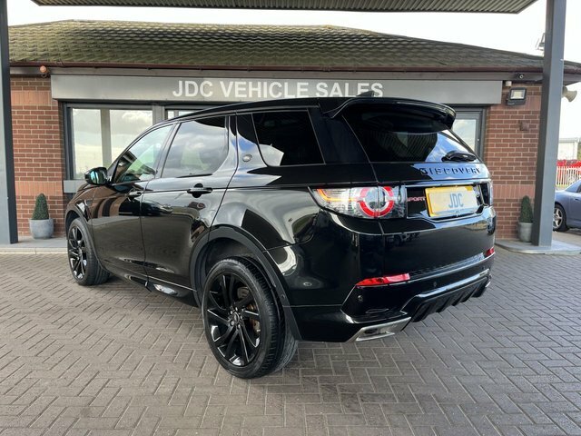 Land Rover Discovery Sport 2018 2.0 Sd4 Hse Dynamic Lux Suv 4 KO67RMZ Black #2