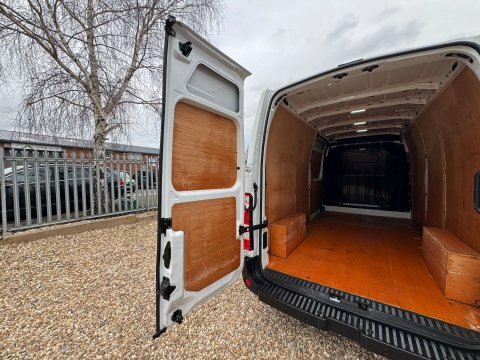 Nissan NV400 2.3 Nv400 Tekna White #4