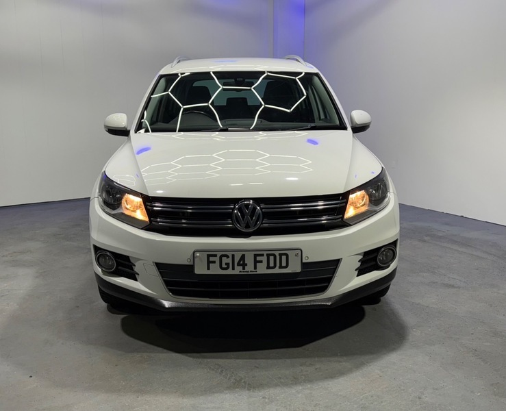 Volkswagen Tiguan Match Tdi Bluemotion Technology FG14FDD White #2