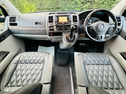 Volkswagen Transporter 2.0 Tdi Bluemotion YB14FWC Black #5