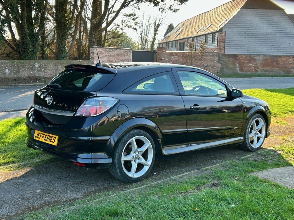 Vauxhall Astra 1.8L Sri KU09TZA Black #4