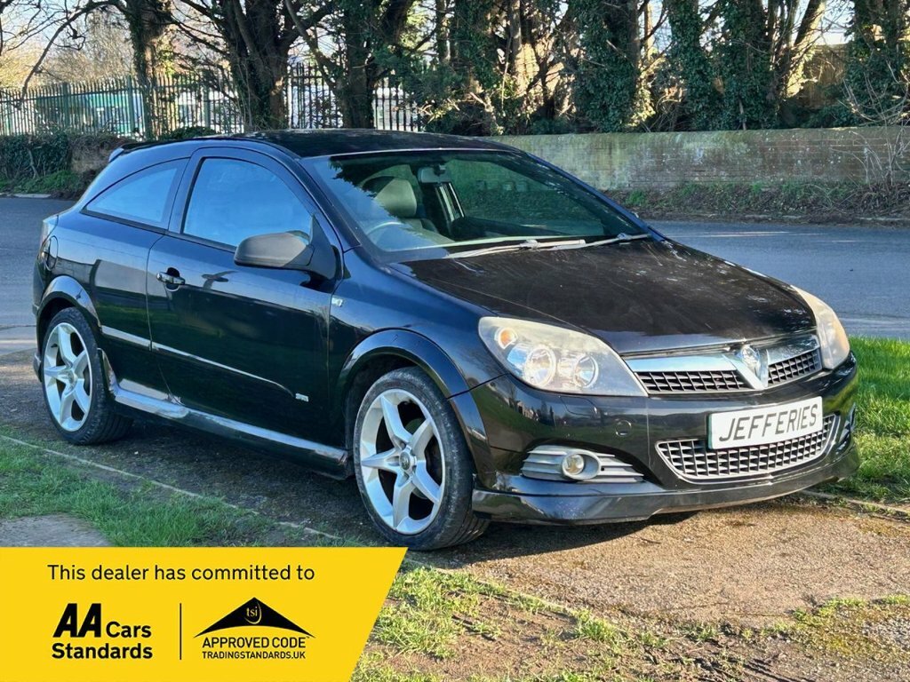 Vauxhall Astra 1.8L Sri Black