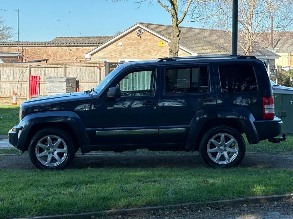 Jeep Cherokee Suv Black #5