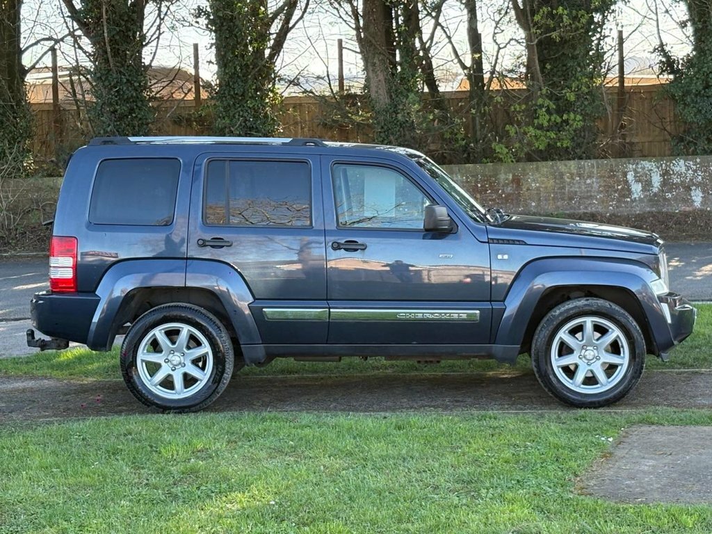 Jeep Cherokee Suv Black #4