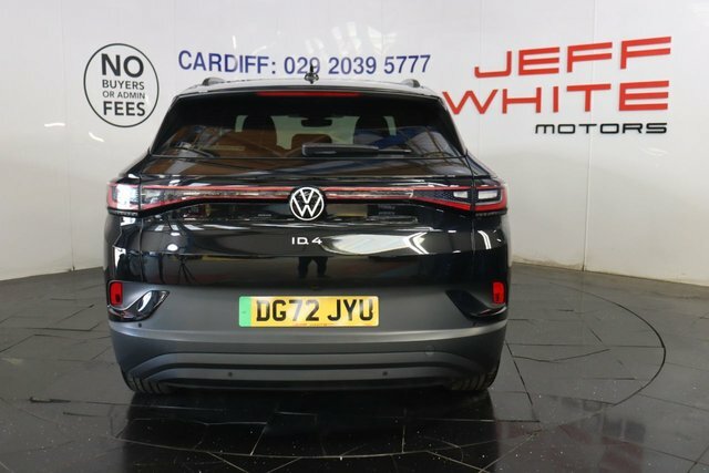 Volkswagen ID.4 52Kwh Life DG72JYU Black #4
