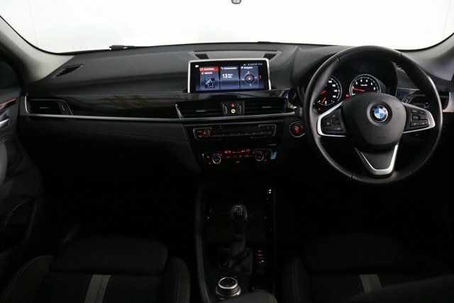 BMW X2 18I Sport Sdrive Silver #3