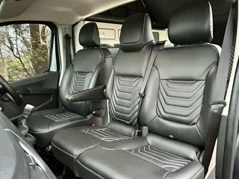 Renault Trafic Sport Plus Sl28 MJ72CNX Grey #2