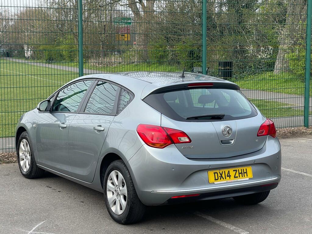 Vauxhall Astra Petrol DX14ZHH Silver #4