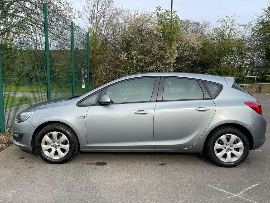 Vauxhall Astra Petrol DX14ZHH Silver #5