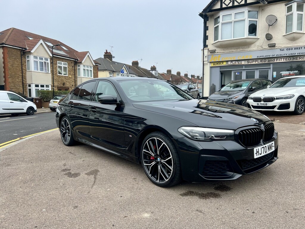 BMW 5 Series Saloon 2.0 530E M Sport Saloon 202070 HJ70MMF Black #5