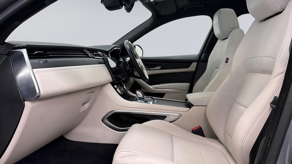 Jaguar F-Pace D200 R-dynamic Se Black PF73AUA Grey #3