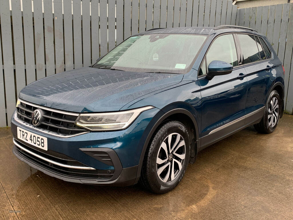 Volkswagen Tiguan 2.0 Tdi Active Dsg Blue