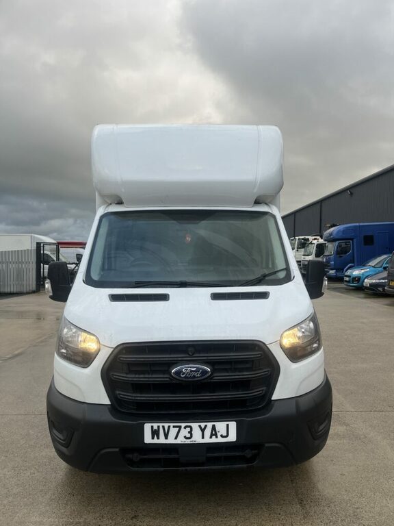 Ford Transit Custom 350 Luton WV73YAJ #2