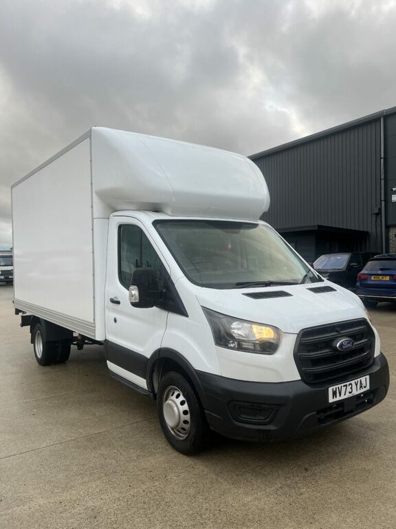 Ford Transit Custom 350 Luton