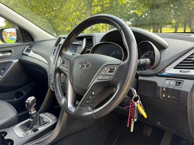 Hyundai Santa Fe 2.2 Premium Crdi 194 Bhp HV13DGU Black #2