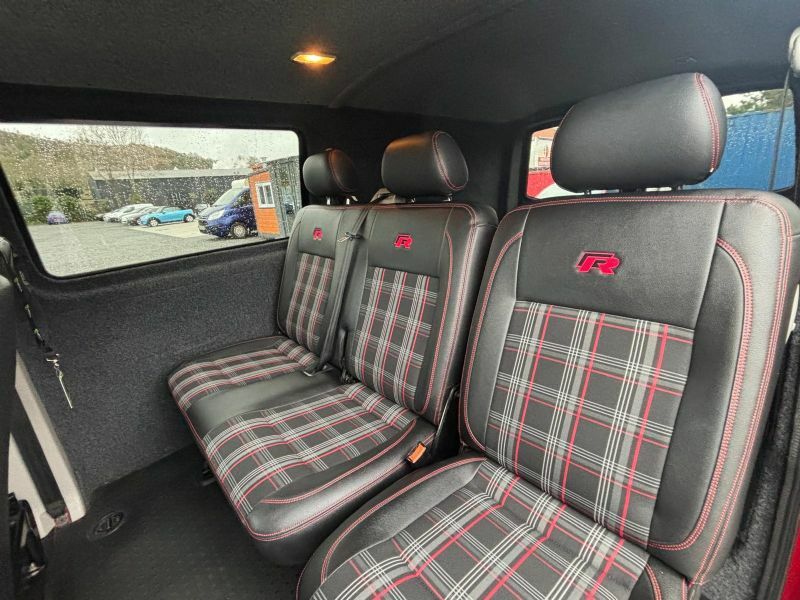 Volkswagen Transporter T32 H-ln Tdi Bmt4m LBZ9999 Red #4