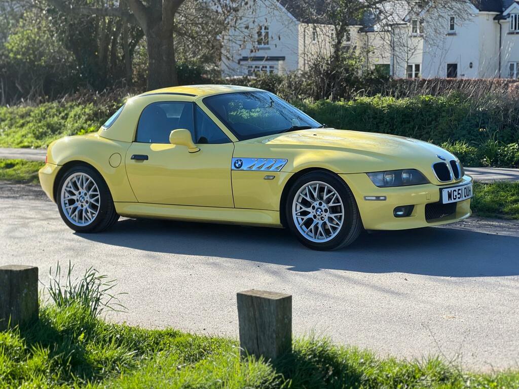 BMW Z3 Sport Roadster Yellow