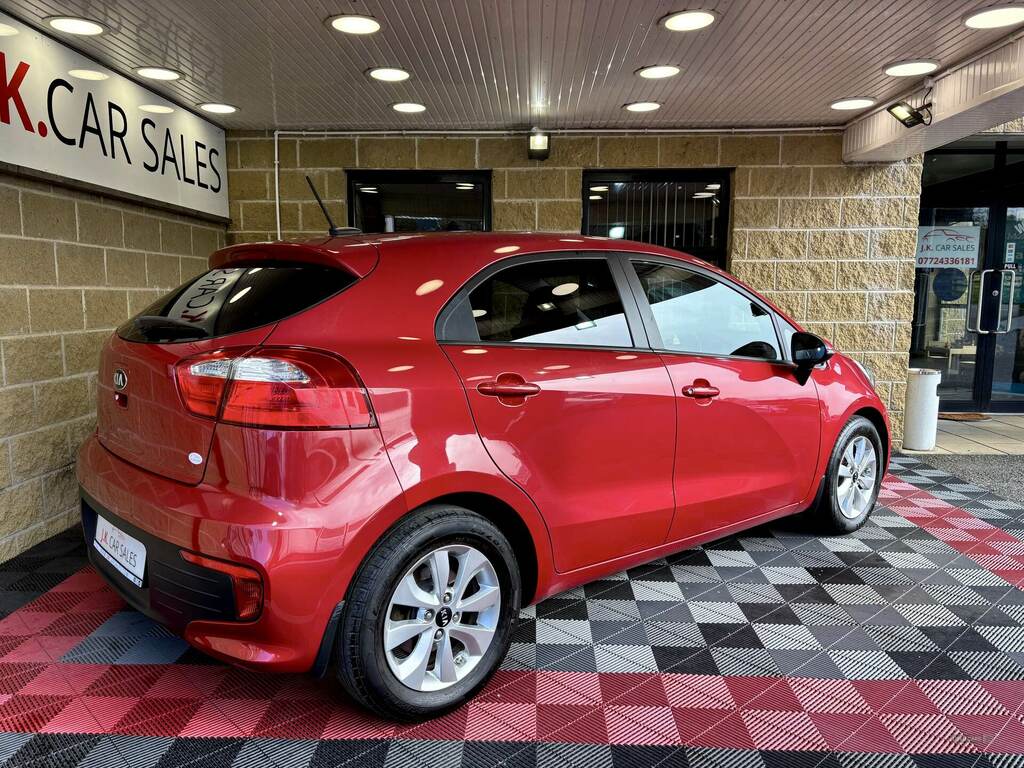 Kia RIO 1.1 Crdi Se Red