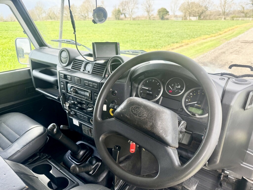 Land Rover Defender 110 2.2 Tdci Utility Spec 2014 WF64NMO White #6