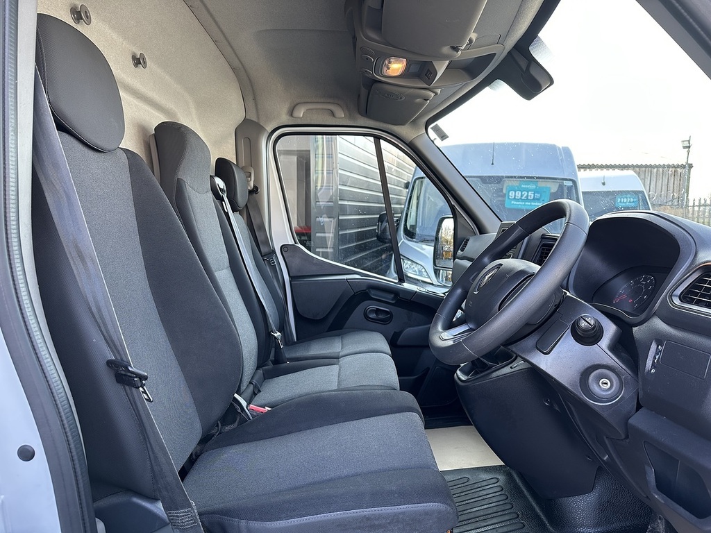Renault Master Dci 35 Business L3h2 Euro 6 135Ps Ac 2023 U2607 HN23GYA White #2
