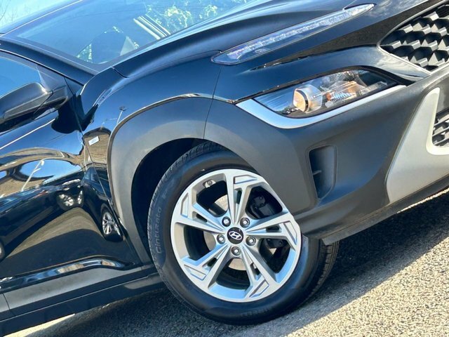 Hyundai Kona 2023 1.0 T-gdi Mhev Se Connect Suv Hybr BW72NTO Black #3