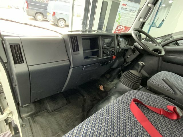 Isuzu 1.9D N35 Green Lwb LO23GWM White #2