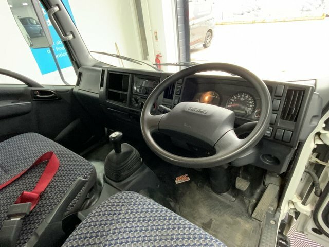 Isuzu 1.9D N35 Green Lwb LO23GWM White