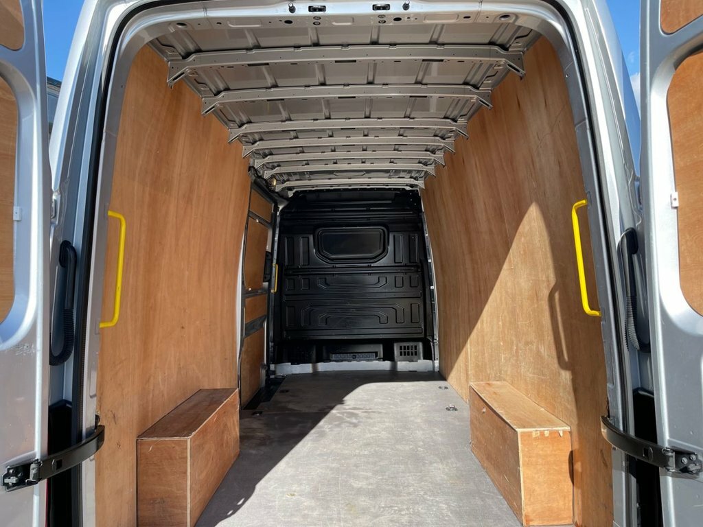 Volkswagen Crafter 2L Trendline RJ72ZFG Silver #2