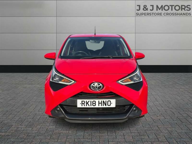 Toyota Aygo 1.0 Vvt-i X-play - 2018 18 RK18HNO Red #4
