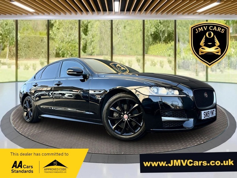 Jaguar XF R-sport Black