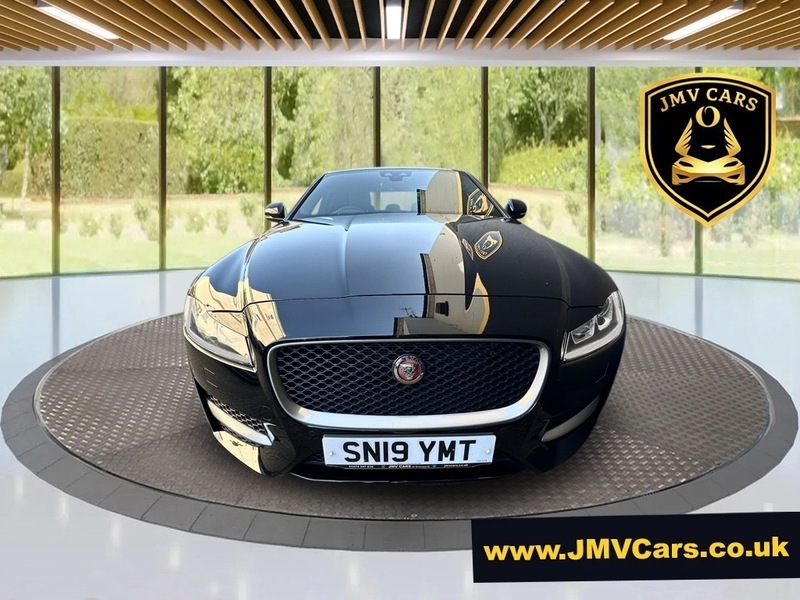 Jaguar XF R-sport Black #3