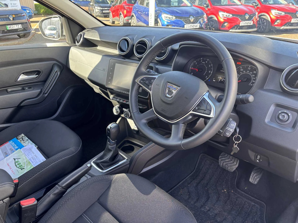 Dacia Duster 1.3 Tce 150 Comfort Edc White #4