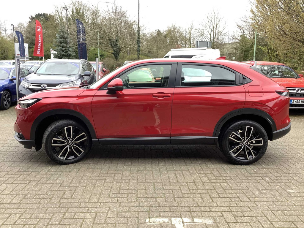 Honda Hr-V Elegance I-mmd Cvt LP73JDF Red #4